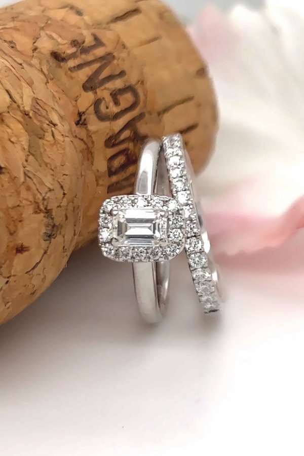 Sapphire cluster ring